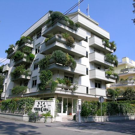 Verdeluna Aparthotel Marina di Pietrasanta Luaran gambar
