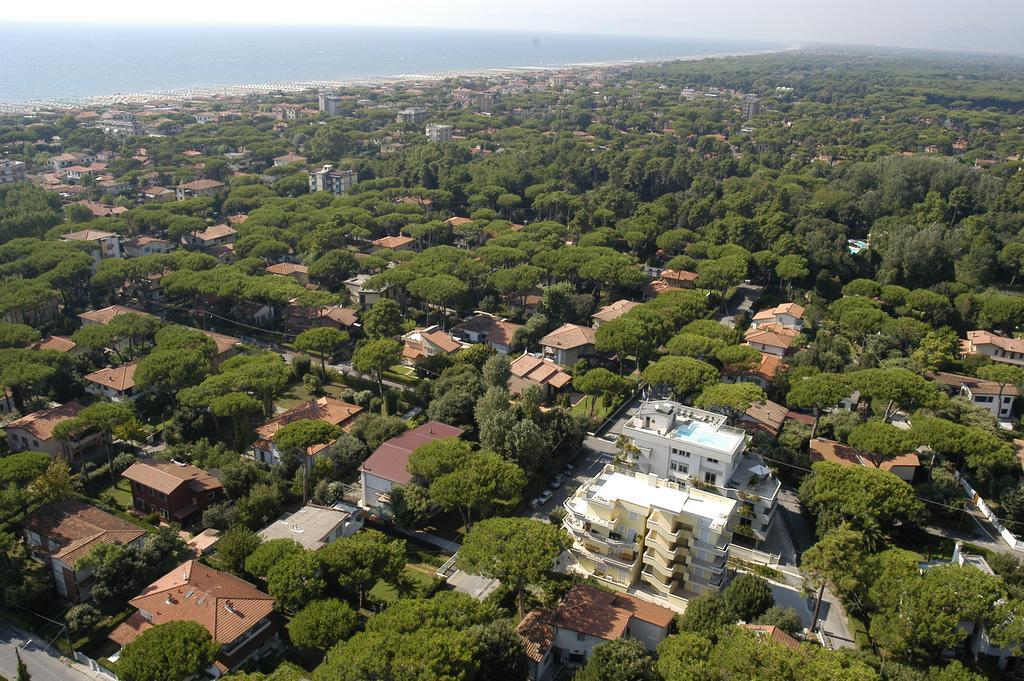 Verdeluna Aparthotel Marina di Pietrasanta Luaran gambar