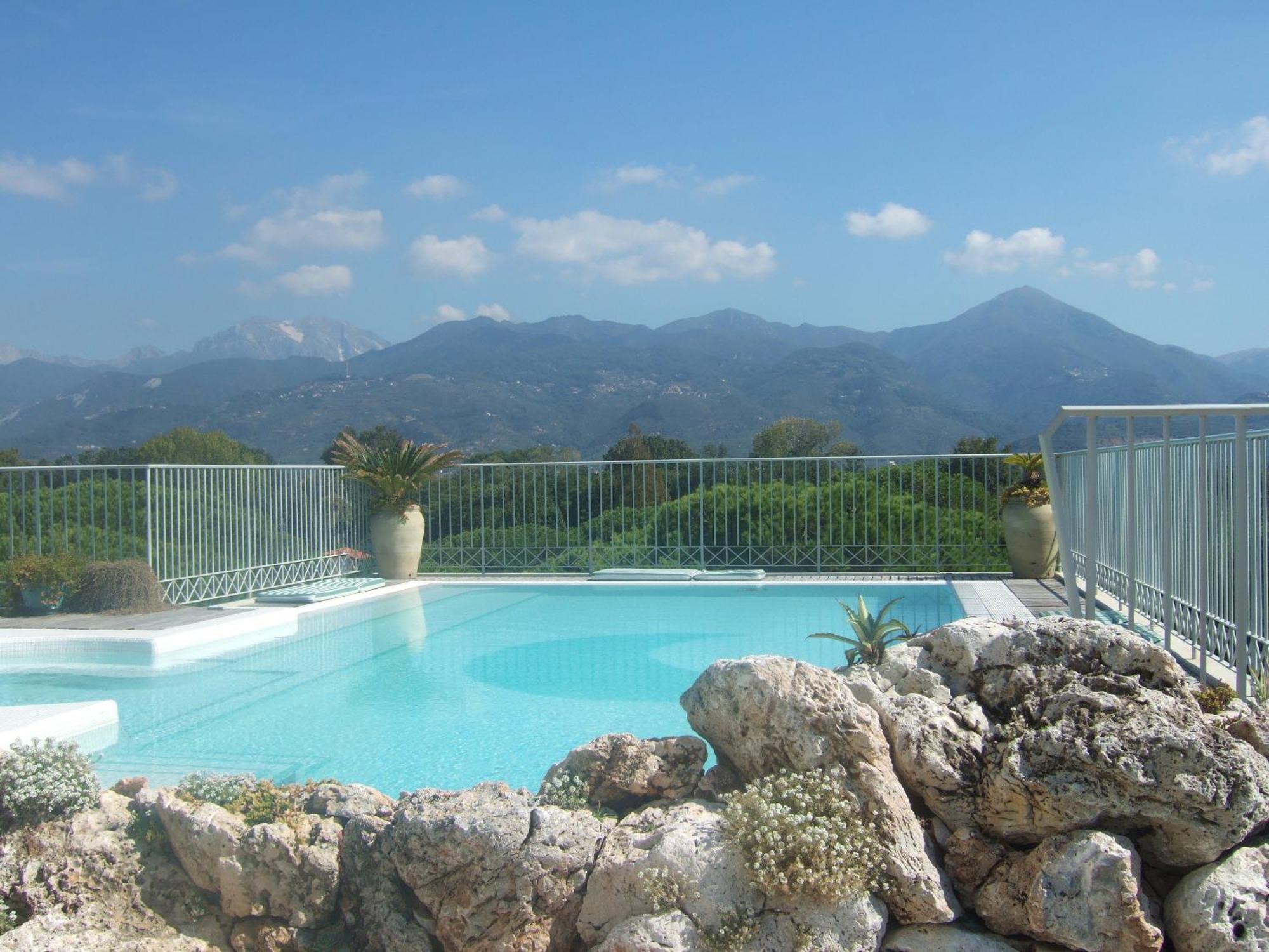 Verdeluna Aparthotel Marina di Pietrasanta Luaran gambar