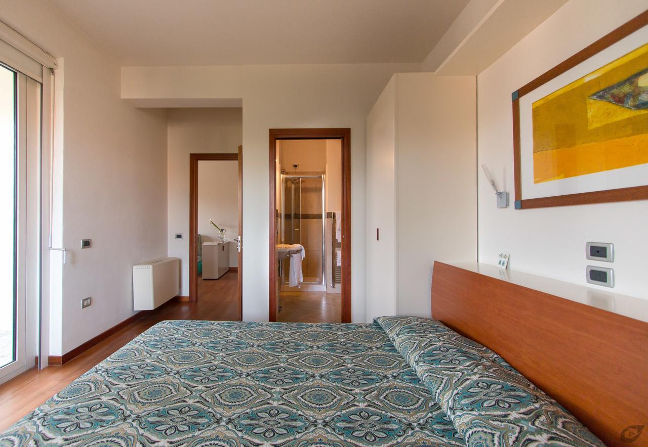 Verdeluna Aparthotel Marina di Pietrasanta Luaran gambar