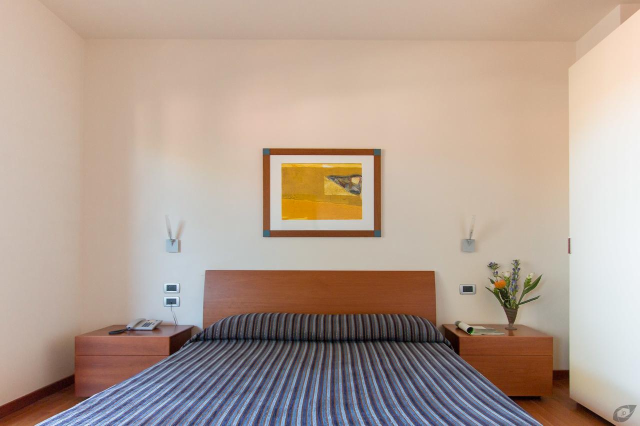 Verdeluna Aparthotel Marina di Pietrasanta Luaran gambar