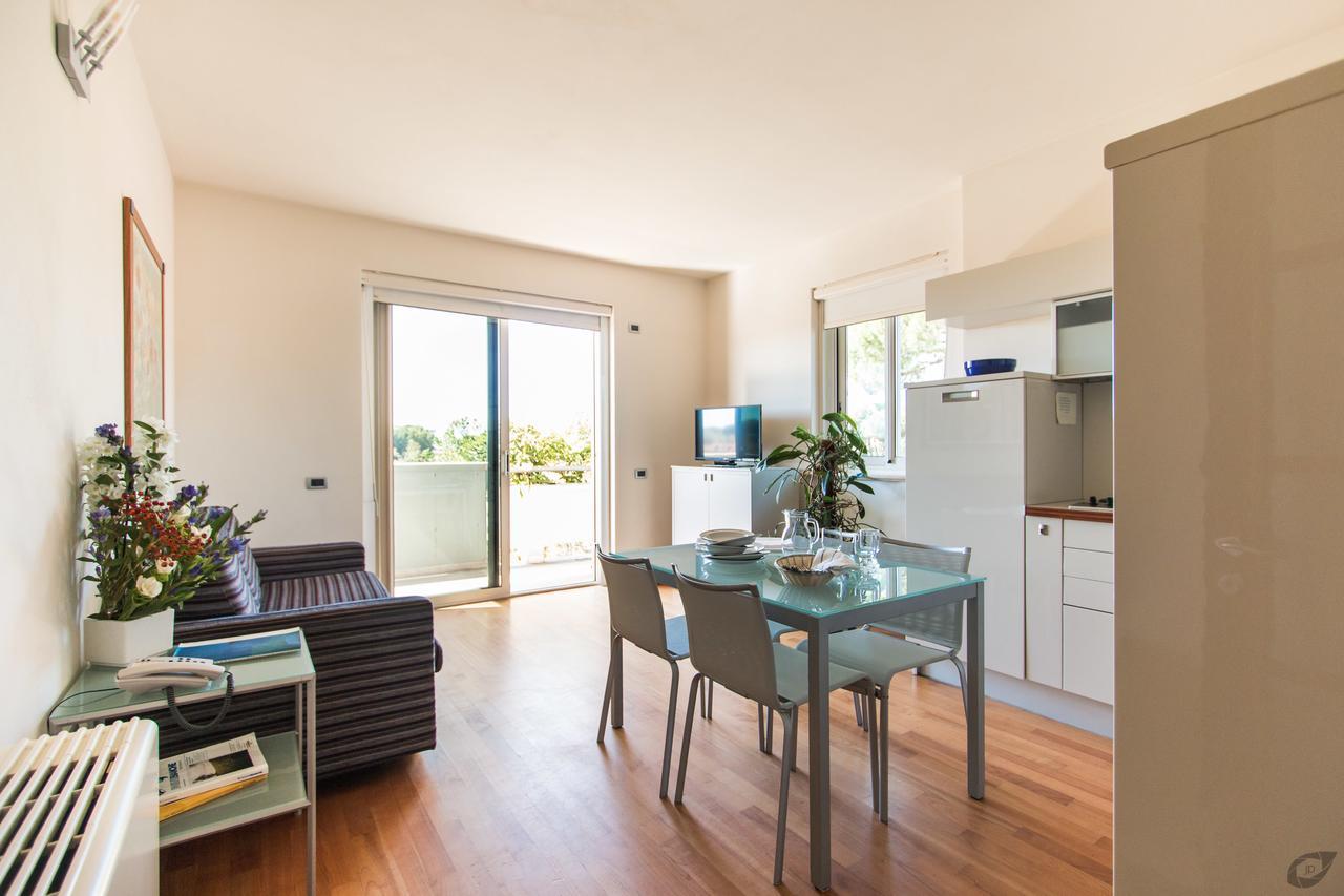 Verdeluna Aparthotel Marina di Pietrasanta Luaran gambar
